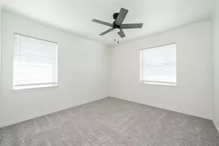 802 Division St, Greenville, TX 75401 - Photo 25