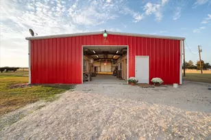 1209 County Rd 3160, Corsicana, TX 75109 - Photo 3