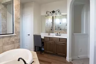 710 Nighthorse Cir, Waxahachie, TX 75165 - Photo 19