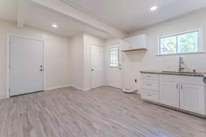 4609 Lois Street, Fort Worth, TX 76119 - Photo 5