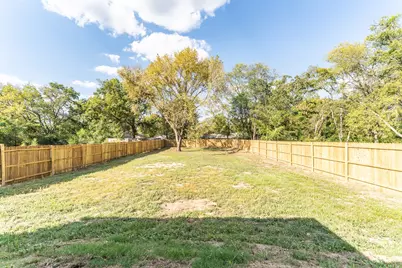 316 Beckham Street W, Sulphur Springs, TX 75482 - Photo 19