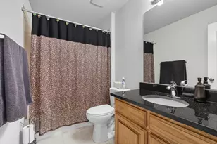 516 Oak Lake St, Lake Dallas, TX 75065 - Photo 9