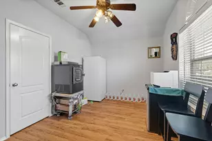 516 Oak Lake St, Lake Dallas, TX 75065 - Photo 13