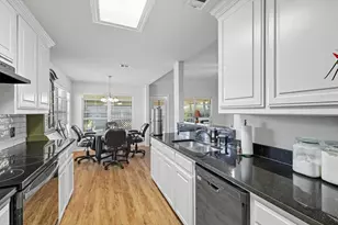 516 Oak Lake St, Lake Dallas, TX 75065 - Photo 23