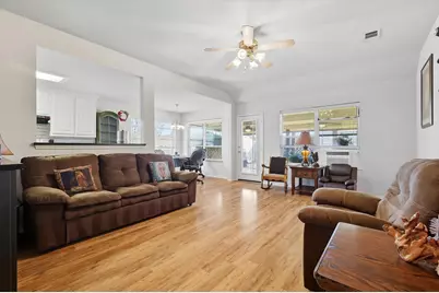 516 Oak Lake Street, Lake Dallas, TX 75065 - Photo 15