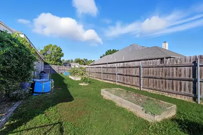 516 Oak Lake Street, Lake Dallas, TX 75065 - Photo 37