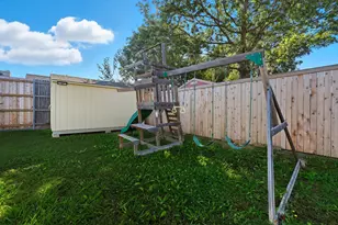 516 Oak Lake St, Lake Dallas, TX 75065 - Photo 33