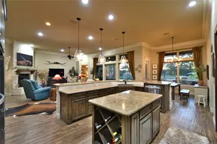 6410 Pinehurst Dr, Granbury, TX 76049 - Photo 11