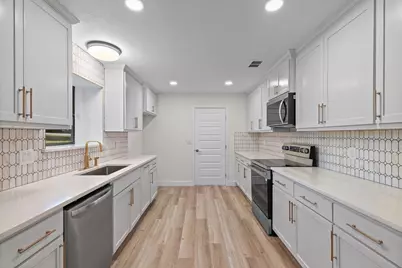 403 E 8th Street, Prosper, TX 75078 - Photo 9