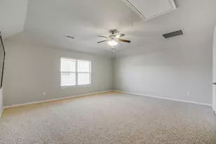 821 Meadows Dr, Argyle, TX 76226 - Photo 27