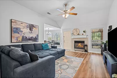 321 Meadow Park Drive, White Settlement, TX 76108 - Photo 15