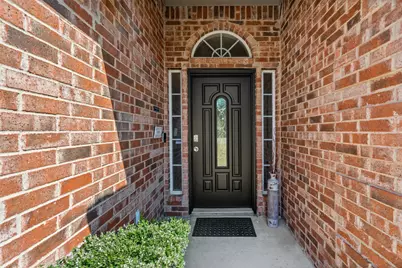 321 Meadow Park Drive, White Settlement, TX 76108 - Photo 5