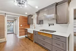 305 Gandy St, Lipan, TX 76462 - Photo 19