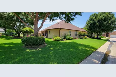 11001 Southerland Drive, Denton, TX 76207 - Photo 29