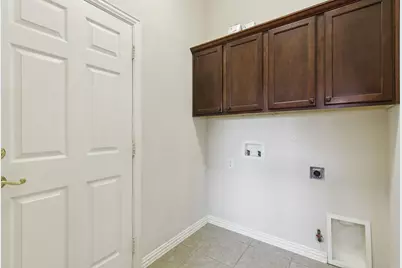 11001 Southerland Drive, Denton, TX 76207 - Photo 25