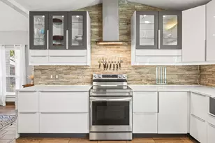 12935 Chandler Dr, Dallas, TX 75243 - Photo 7