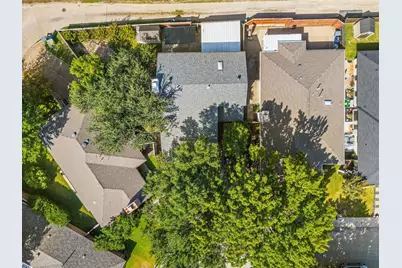 12935 Chandler Drive, Dallas, TX 75243 - Photo 29