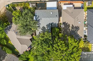 12935 Chandler Dr, Dallas, TX 75243 - Photo 29