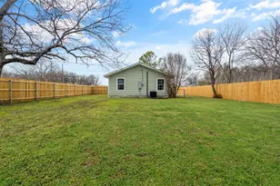 910 S Seaman St, Eastland, TX 76448 - Photo 19