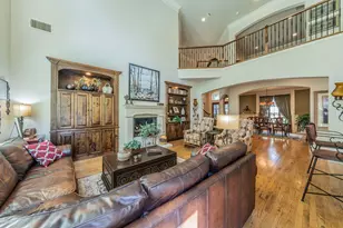 1811 Magic Valley Ln, Cedar Hill, TX 75104 - Photo 11