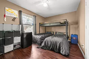 2111 Turf Club Dr, Arlington, TX 76017 - Photo 13