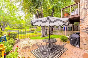 1805 Lakecrest Ct, Carrollton, TX 75006 - Photo 27