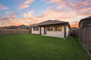 1225 Pleasant Knoll Trl, Aubrey, TX 76227 - Photo 35