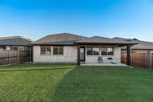 1225 Pleasant Knoll Trl, Aubrey, TX 76227 - Photo 33