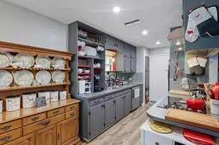 6549 Old Mill Cir, Watauga, TX 76148 - Photo 13