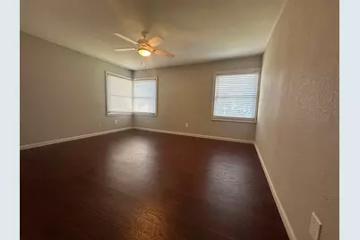 525 W Hanna Street, Denison, TX 75020 - Photo 9