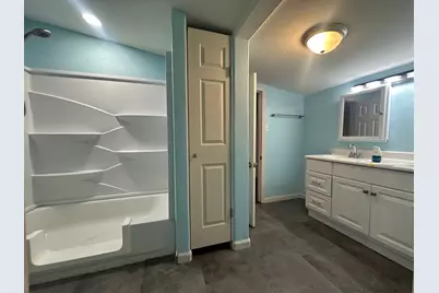 525 W Hanna Street, Denison, TX 75020 - Photo 15