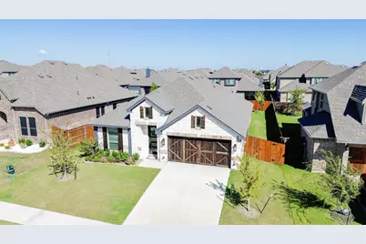 297 Sparkling Springs Drive, Waxahachie, TX 75165 - Photo 3