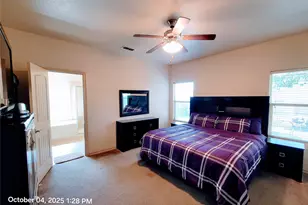 912 Iona Dr, Fort Worth, TX 76120 - Photo 13