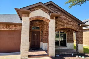 912 Iona Dr, Fort Worth, TX 76120 - Photo 3