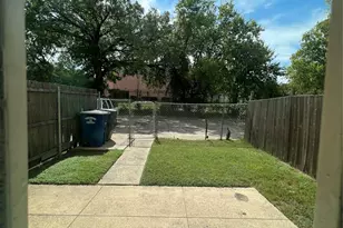 5221 Grovewood St, Dallas, TX 75210 - Photo 9