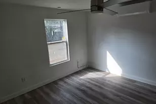 139 Cedar St, Whitney, TX 76692 - Photo 9