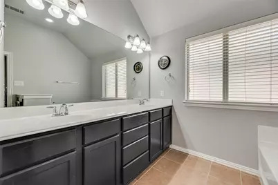 221 Bluefinch Drive, Little Elm, TX 75068 - Photo 17