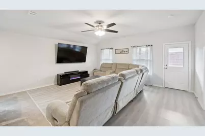 9513 Doverglen Drive, Fort Worth, TX 76131 - Photo 7