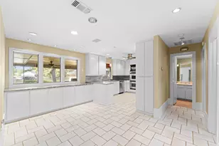 1115 S Greenstone Ln, Duncanville, TX 75137 - Photo 11