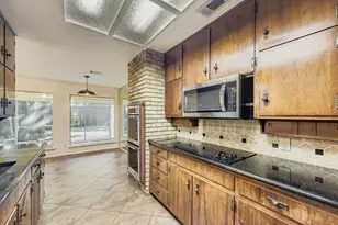 3106 Woodford Dr, Arlington, TX 76013 - Photo 13