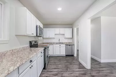 233 Victoria Avenue, Azle, TX 76020 - Photo 5