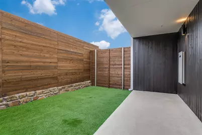 5609 Live Oak Street #604, Dallas, TX 75206 - Photo 11