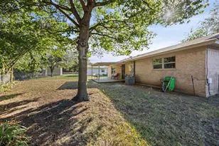 316 Matthew Dr, Crowley, TX 76036 - Photo 19