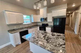 3120 Hemphill St, Greenville, TX 75401 - Photo 7