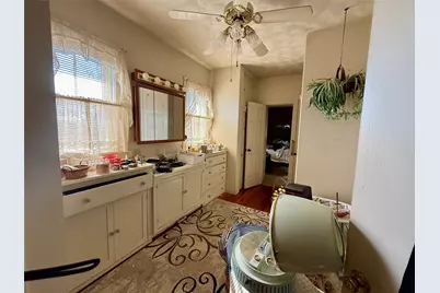 203 N Rockwall Avenue, Terrell, TX 75160 - Photo 35