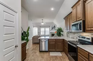 9921 Ginkgo Ln, Fort Worth, TX 76036 - Photo 13