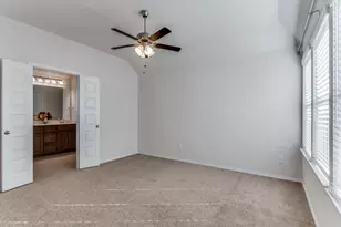 9921 Ginkgo Ln, Fort Worth, TX 76036 - Photo 17