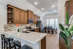 9921 Ginkgo Ln, Fort Worth, TX 76036 - Photo 5