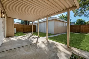 11344 Quail Run St, Dallas, TX 75238 - Photo 7