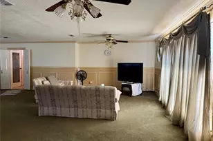 28654 S US Hwy 69, Zavalla, TX 75980 - Photo 9